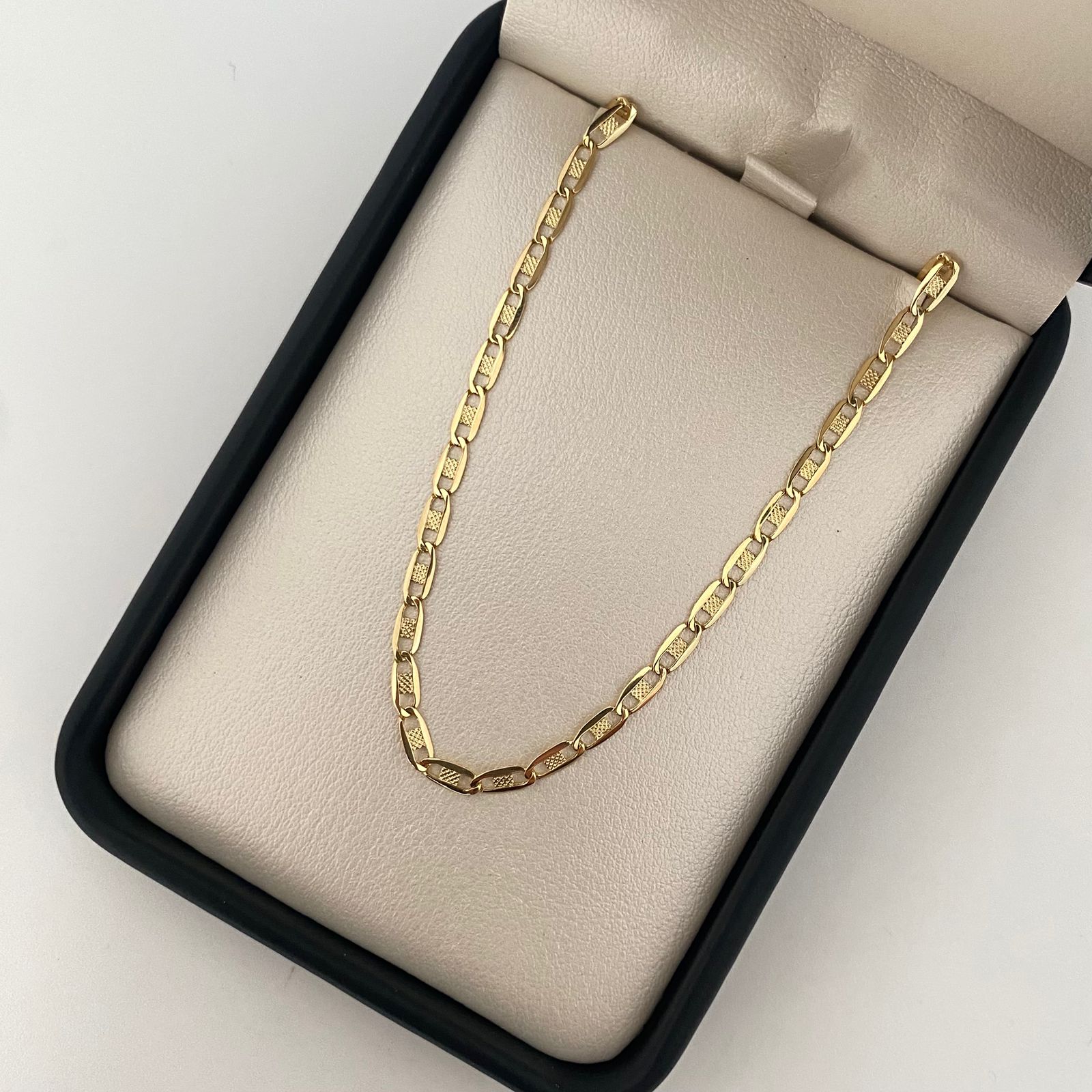 Pulso It plano Oro amarillo 18k +1 / 1,75 Gr / 2,8 mm / 19,5 Cm